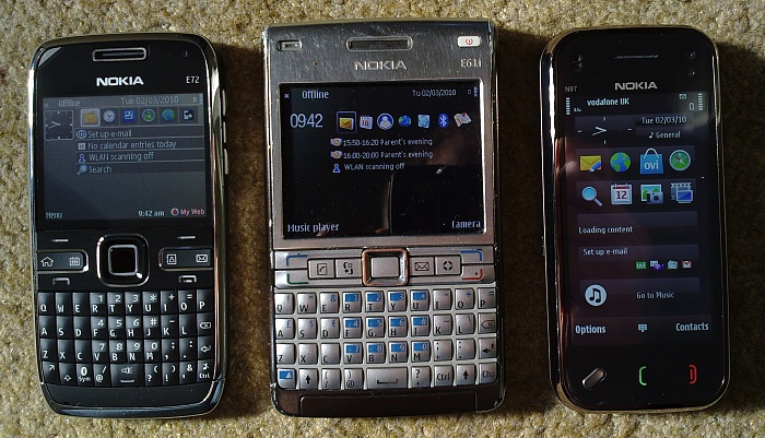 Nokia E72, E61i and N97 mini size comparison