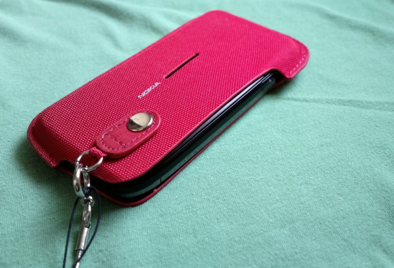 Nokia E6 case round-up photo