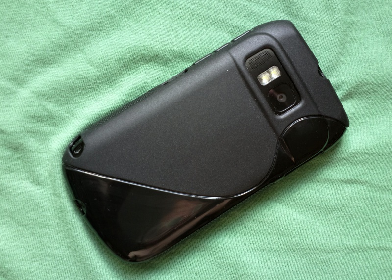 Nokia E6 case round-up photo