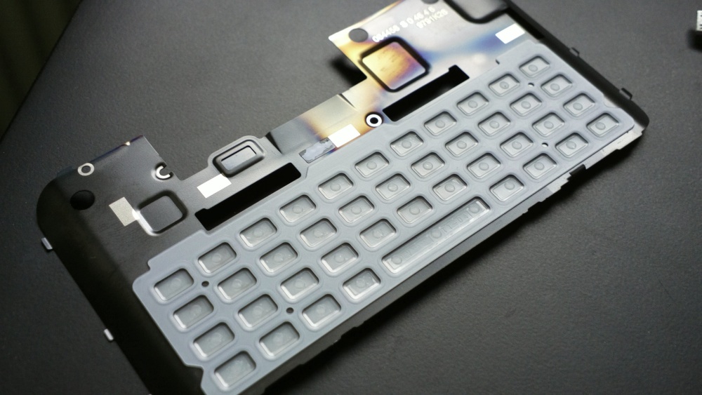 E7 underside of the keyboard