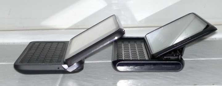 HTC 7 Pro vs Nokia E7