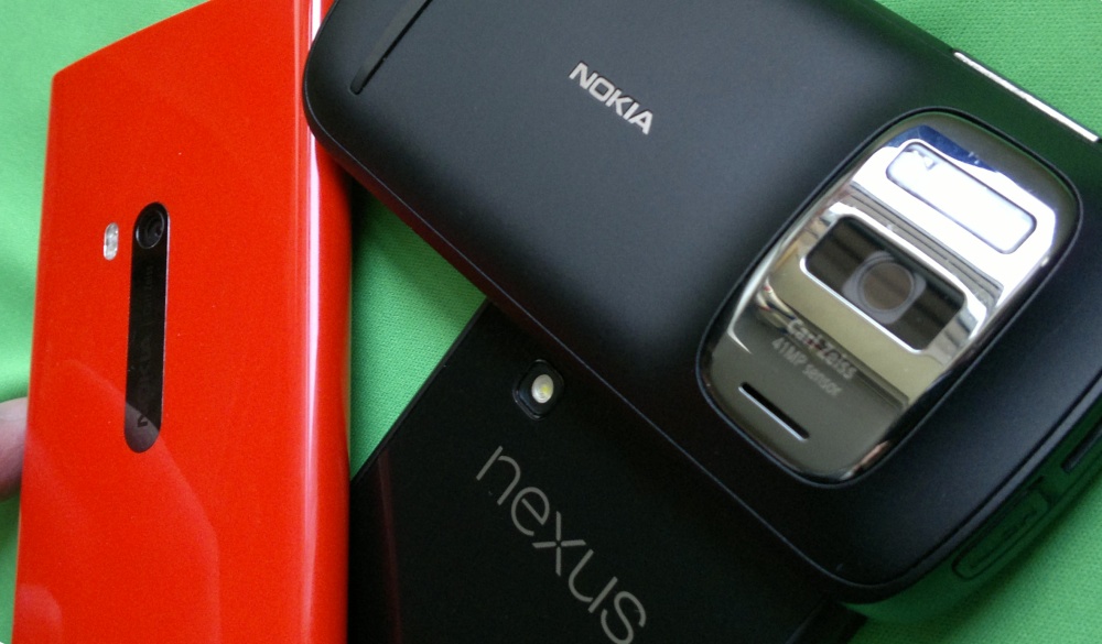 Nokia 808, Lumia 920 and Nexus 4