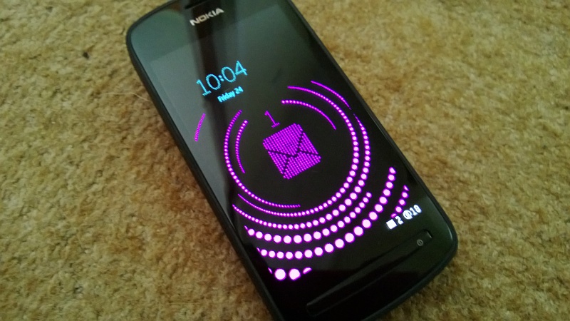 Nokia Sleeping Screen and AMOLED clock