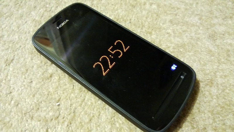 Nokia Sleeping Screen and AMOLED clock