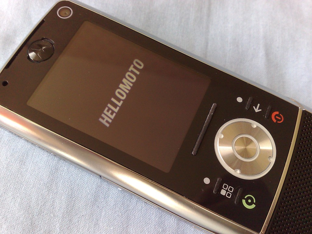 Z10 in the hand