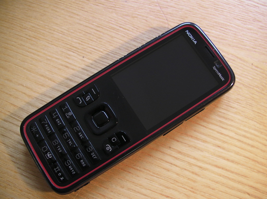 Nokia N86 8MP