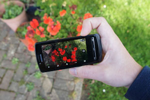 Nokia 700 Gallery thumbnail