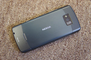 Nokia 700 Gallery thumbnail