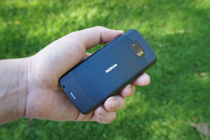 Nokia 700 Gallery thumbnail