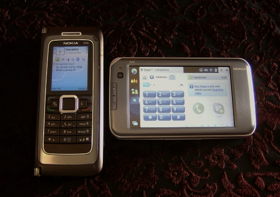 Nokia E90 and Nokia N810 in telephony modes. E90 in its normal phone mode,