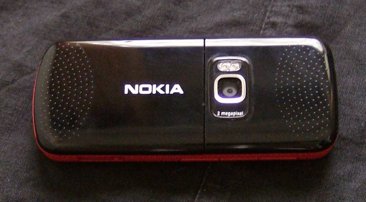Nokia 5320 XpressMusic back view