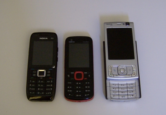 Nokia 5320 compared to E51 and N95