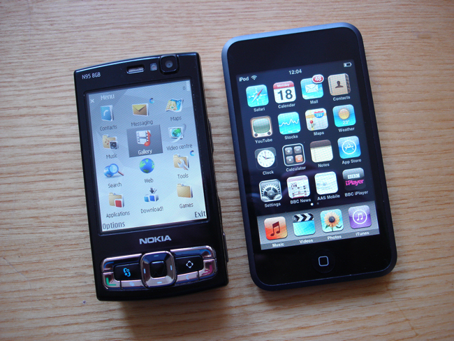 iPod Touch screen versus N95