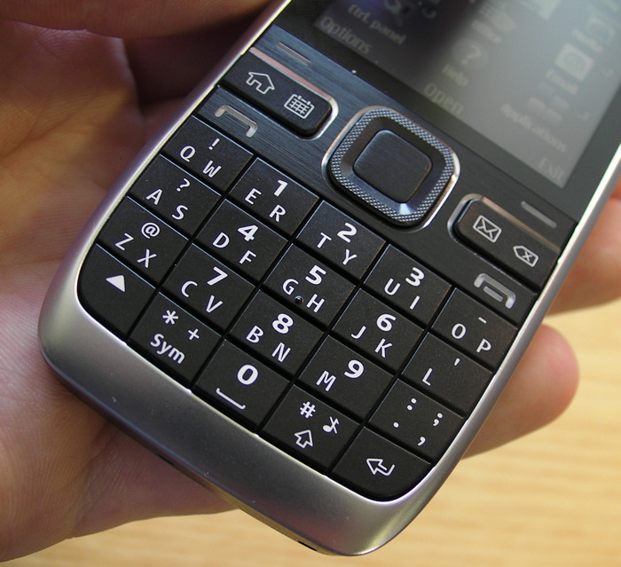 E55 half-QWERTY keyboard