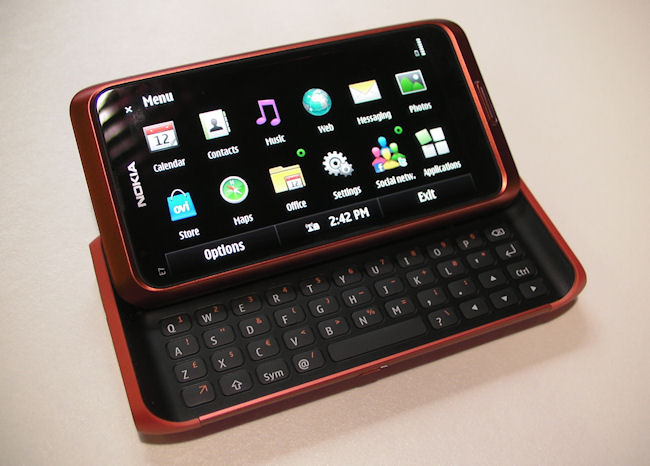 Nokia E7