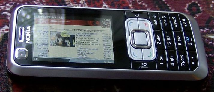 Nokia 6120 Classic web browser