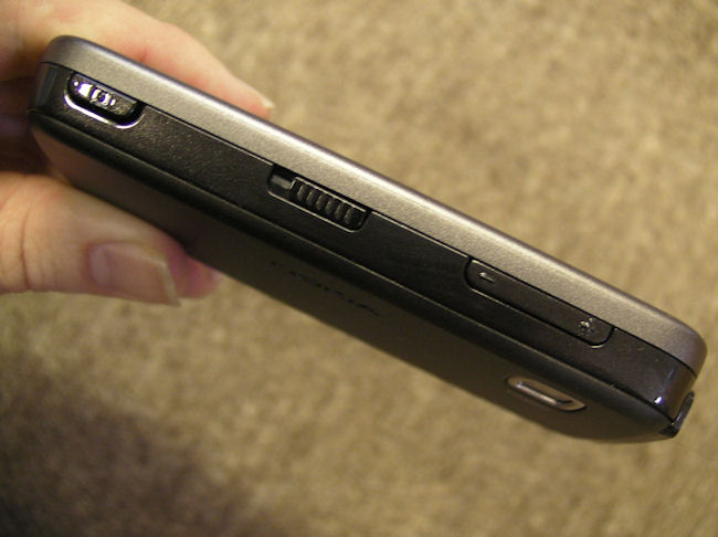 Nokia 5230 side