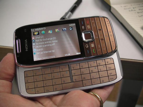 Nokia E71 Bronze