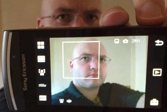 Vivaz Pro Camera UI: Face detection