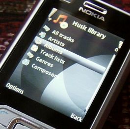 Nokia 6120 Classic music library