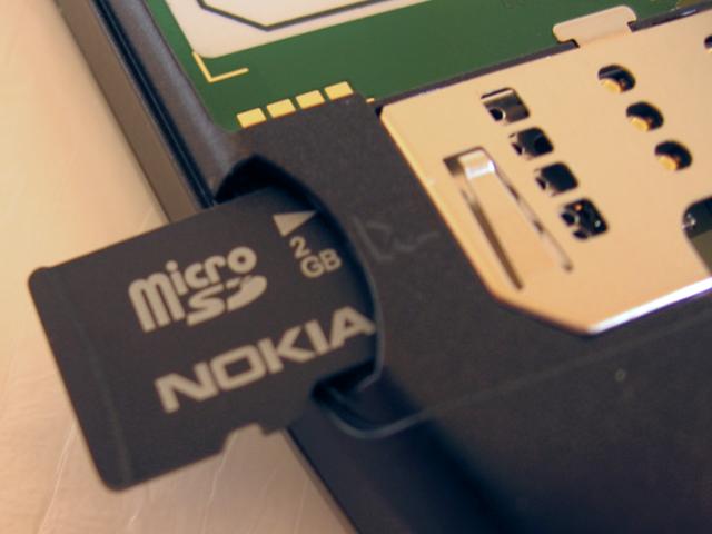 E55's supplied Micro SD card