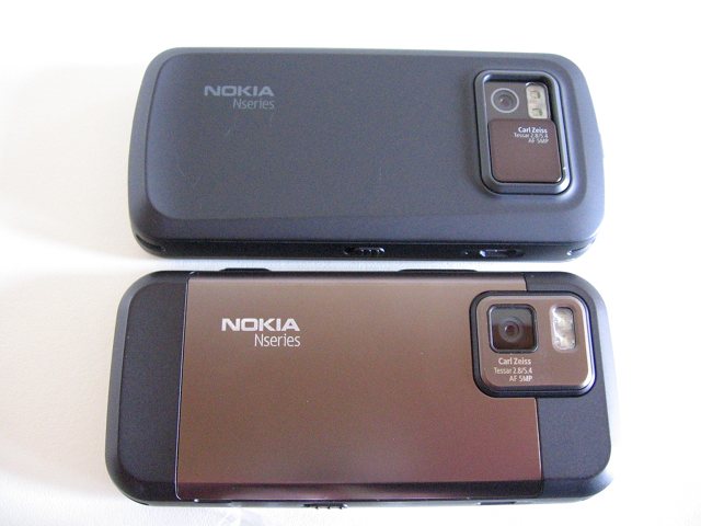 N97 Classic & N97 Mini - Rear View