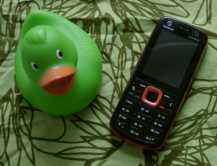Nokia 5320 XpressMusic and a rubber duck