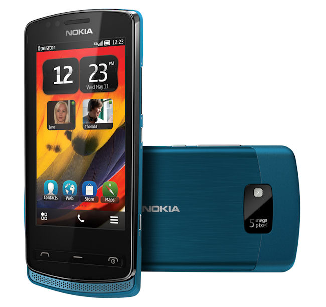 Nokia 700