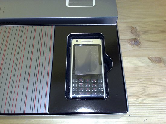 Unboxing the Sony Ericsson P1i