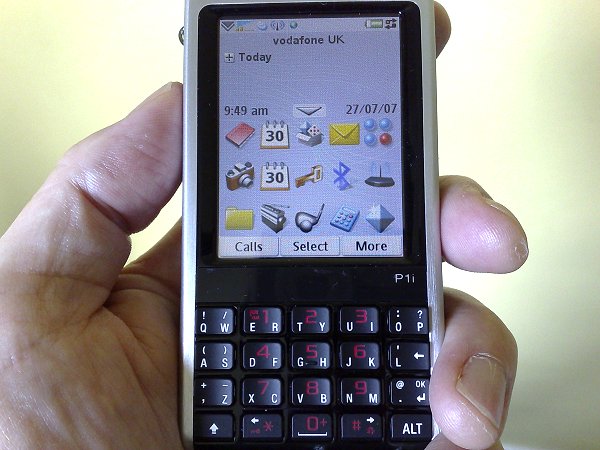 Unboxing the Sony Ericsson P1i