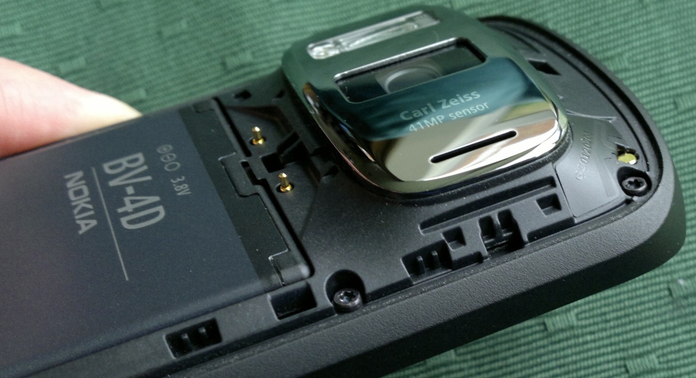 Nokia 808 PureView