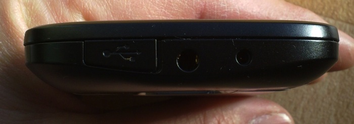 Nokia E5's top