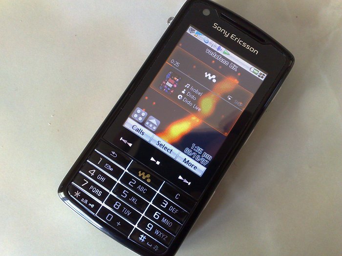 Sony Ericsson W960