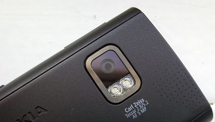 Nokia X6