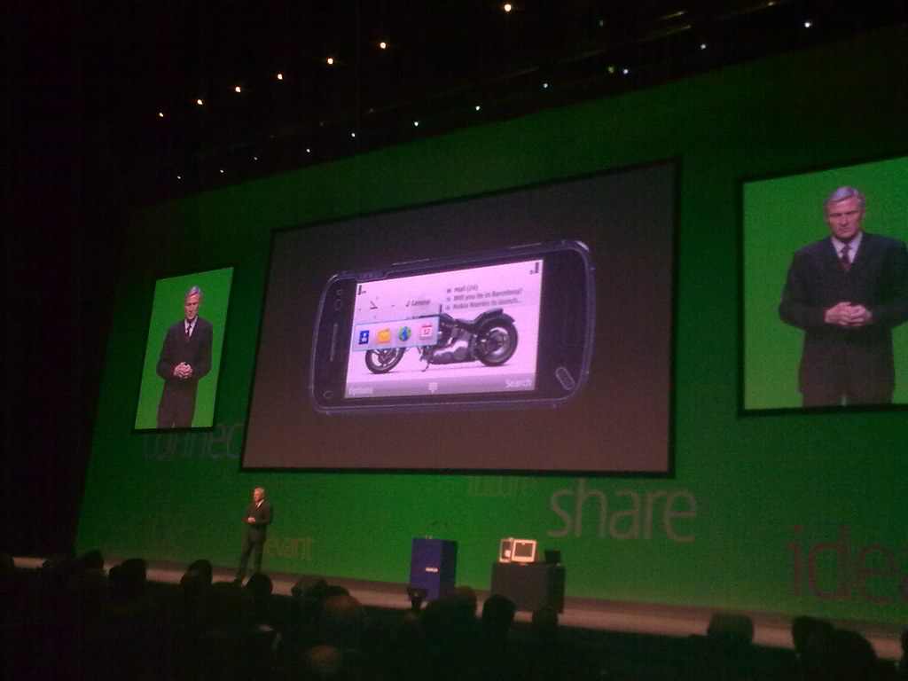 Anssi's N97 with motorbike