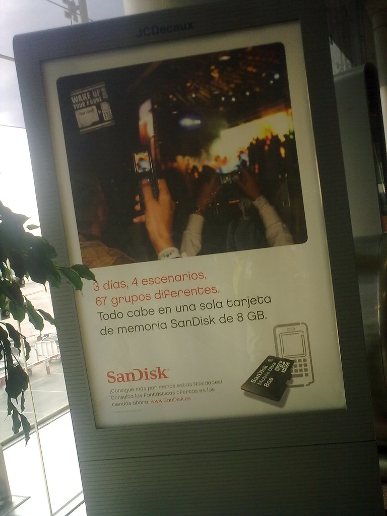 Sandisk microSD advertising