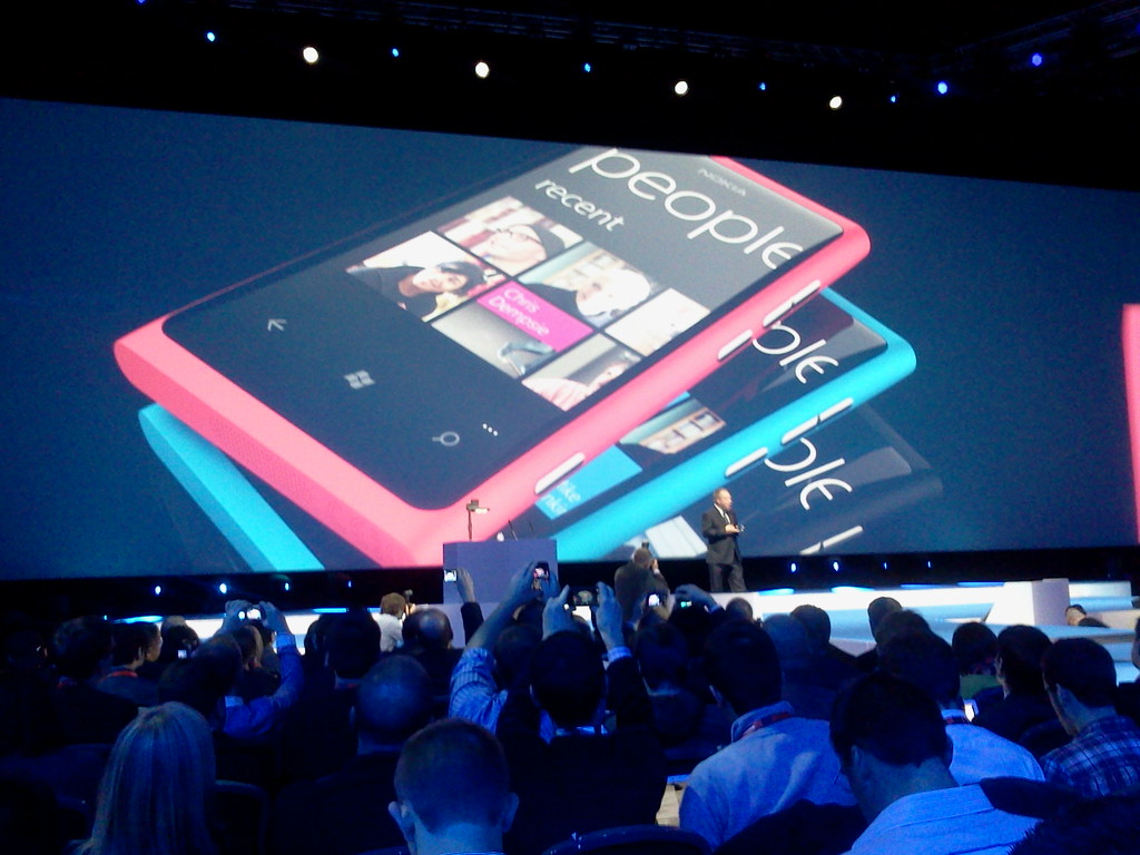 More Nokia 800 Lumia