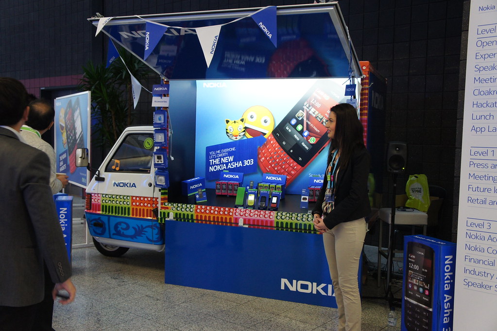 Concept van (used in India and China for places without phone shops)